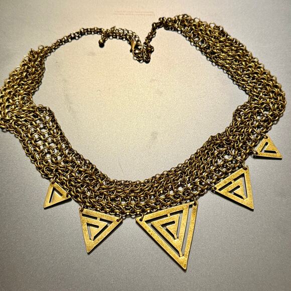 4 for $20 Sale Urban Outfitters Gold Tone Chain Link Bib Statement Necklace - Picture 4 of 5